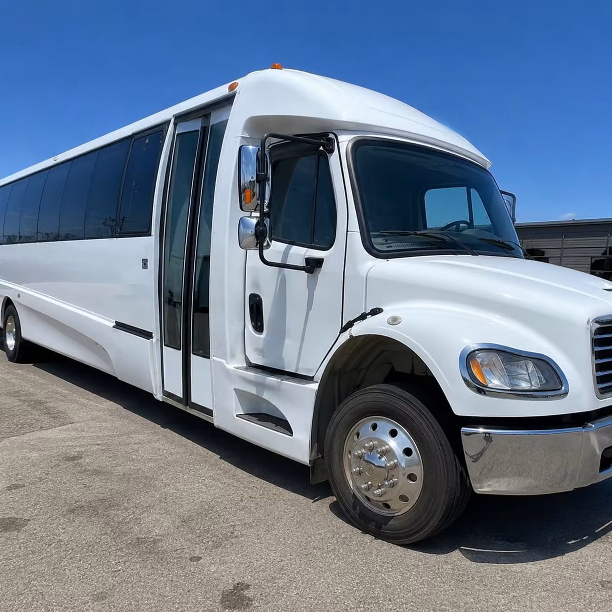18 passenger minibus