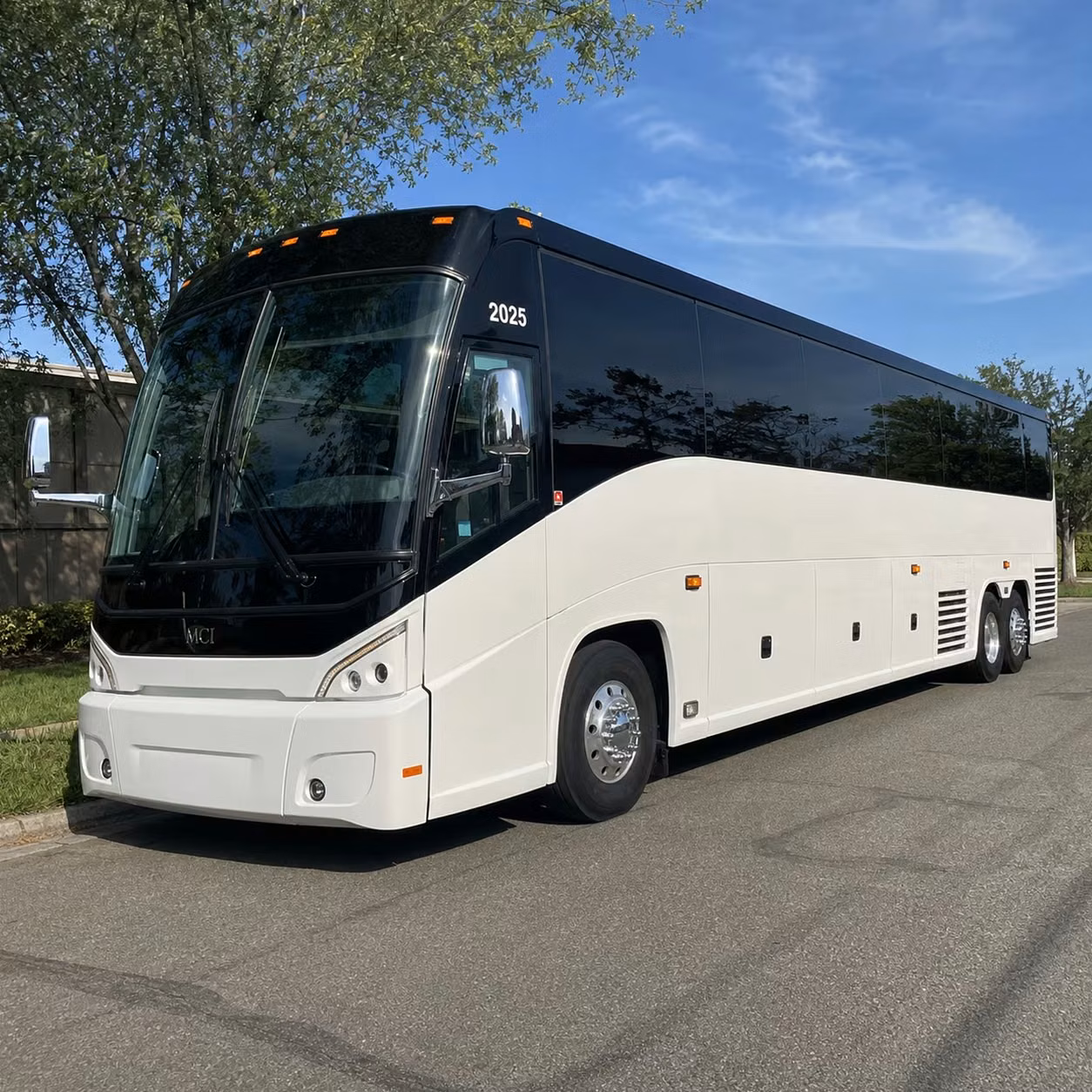 long distance bus rentals from tacoma to portland oregon
