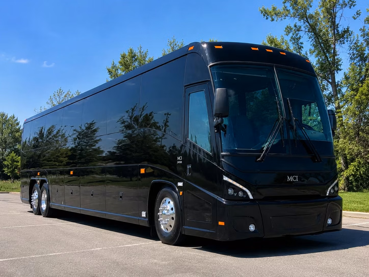 tacoma charter bus rental exterior