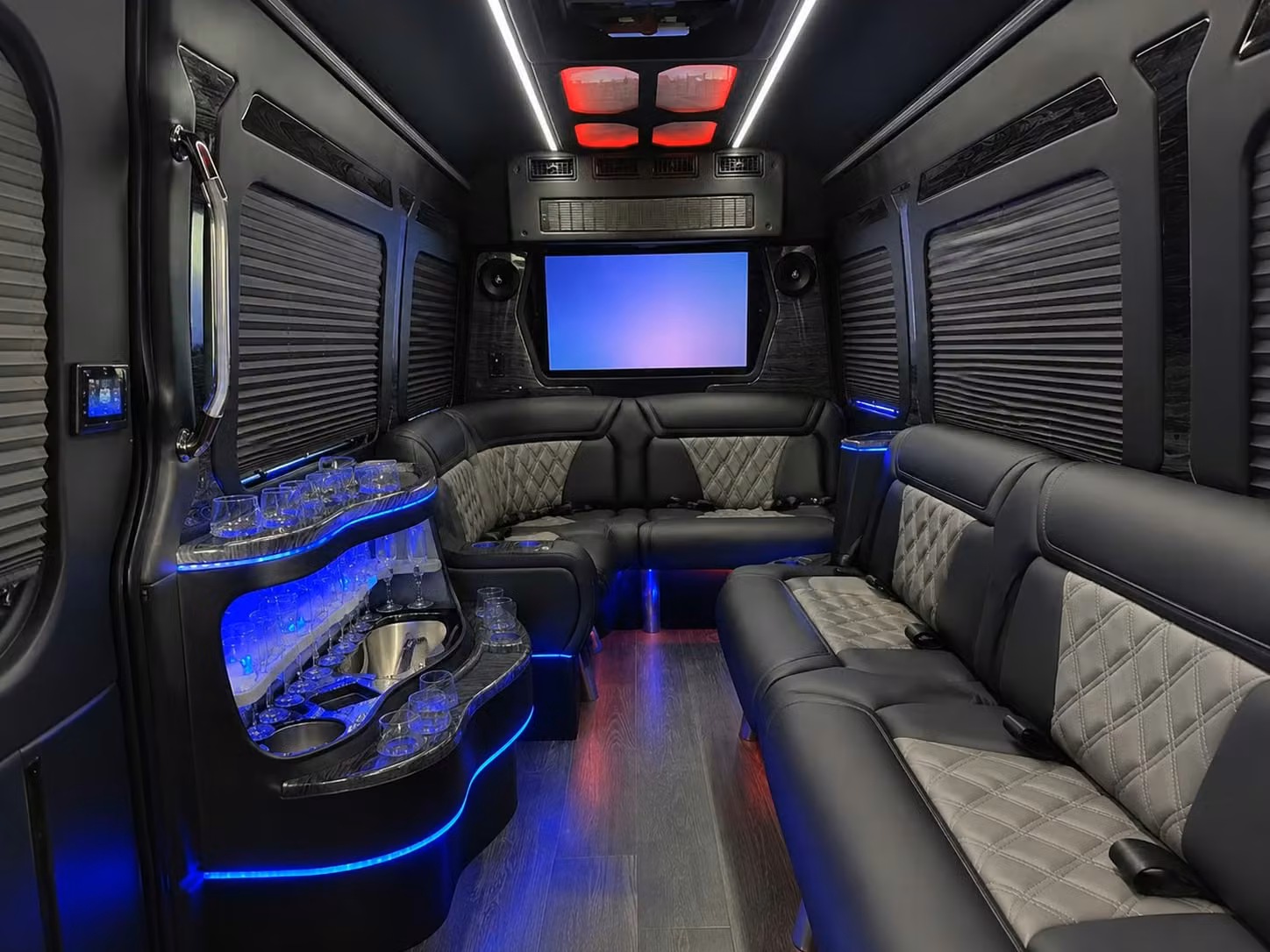 tacoma corporate shuttle services for construction and workforce transportation