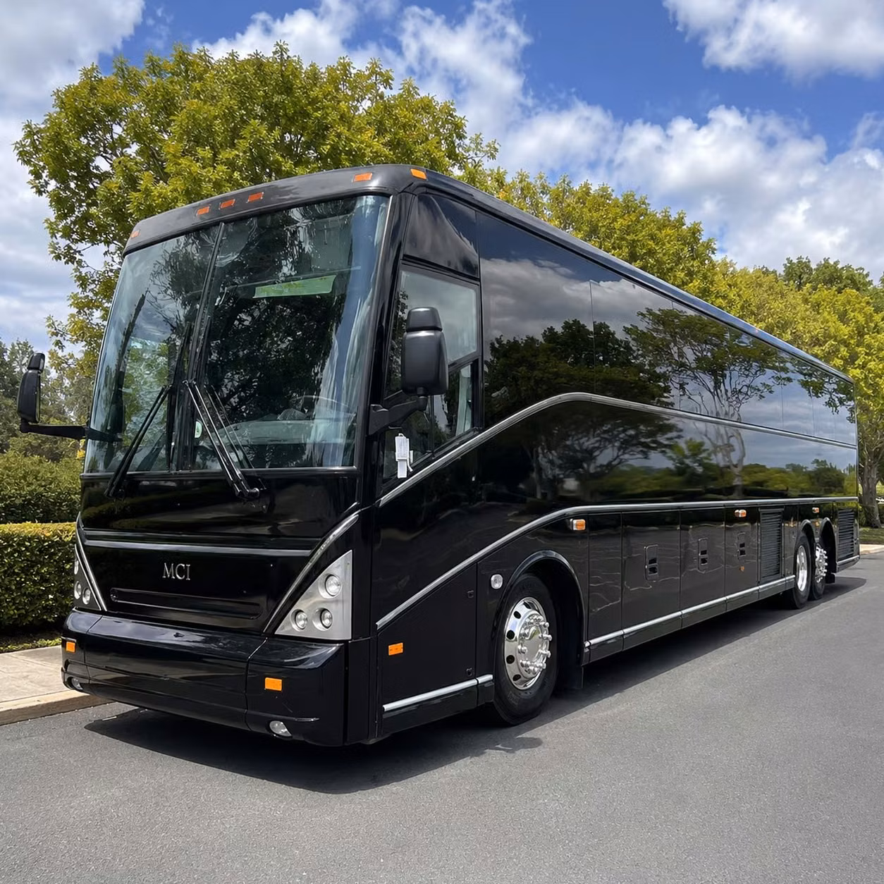 tacoma employee shuttle services that keep your team moving